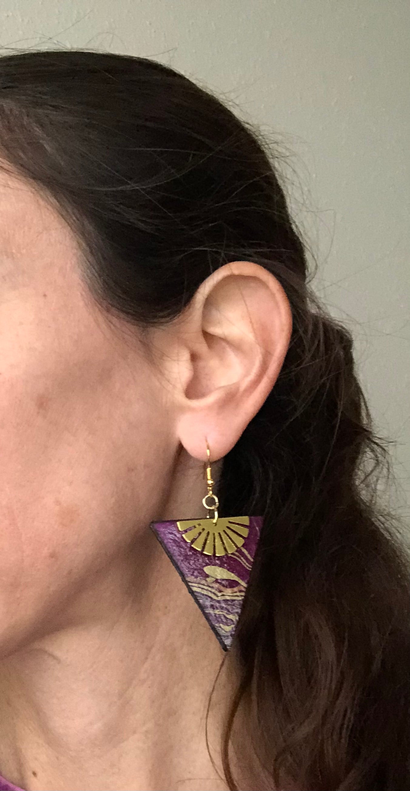 Violet Marble Triangle