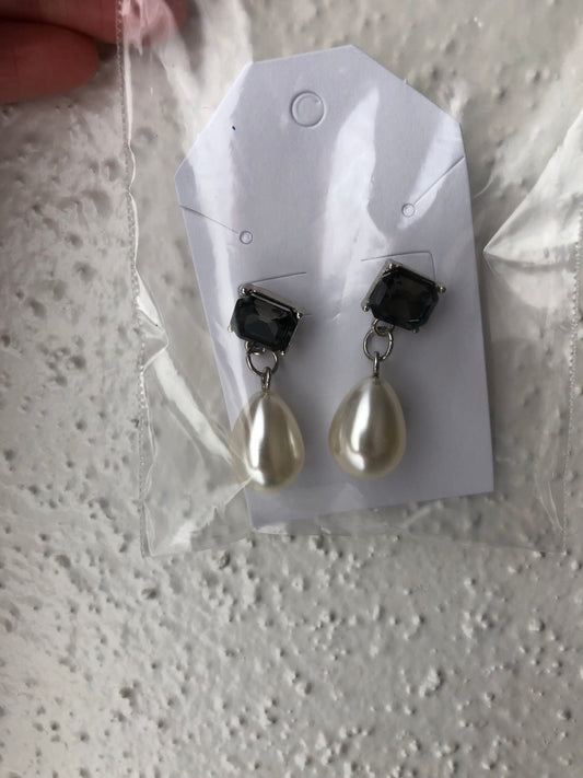 Pearl and rhinestone earrings
